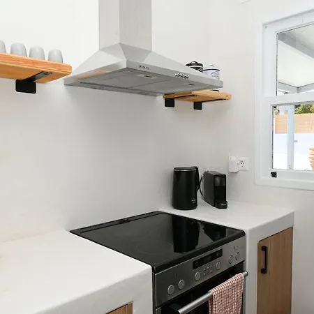 Living House Mandrakia